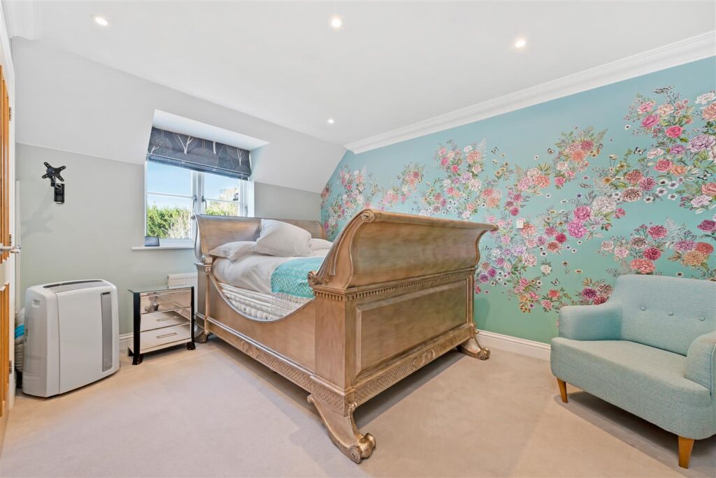 Drift Road, Winkfield Osborne Heath