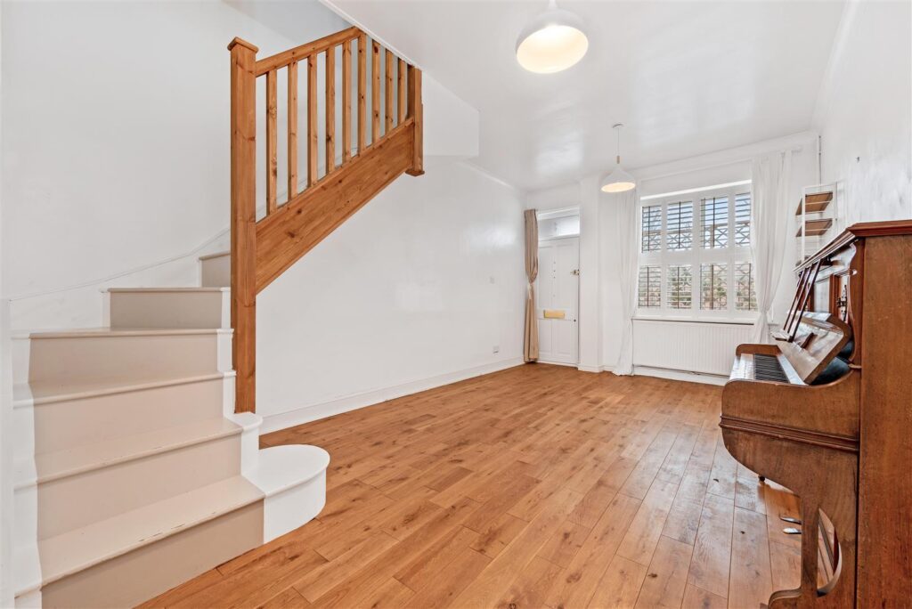 Clewer Hill Road, Windsor Osborne Heath