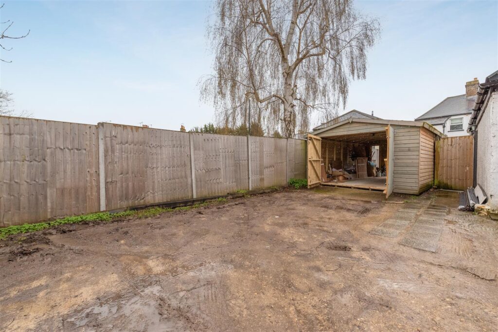 Clewer Hill Road, Windsor Osborne Heath