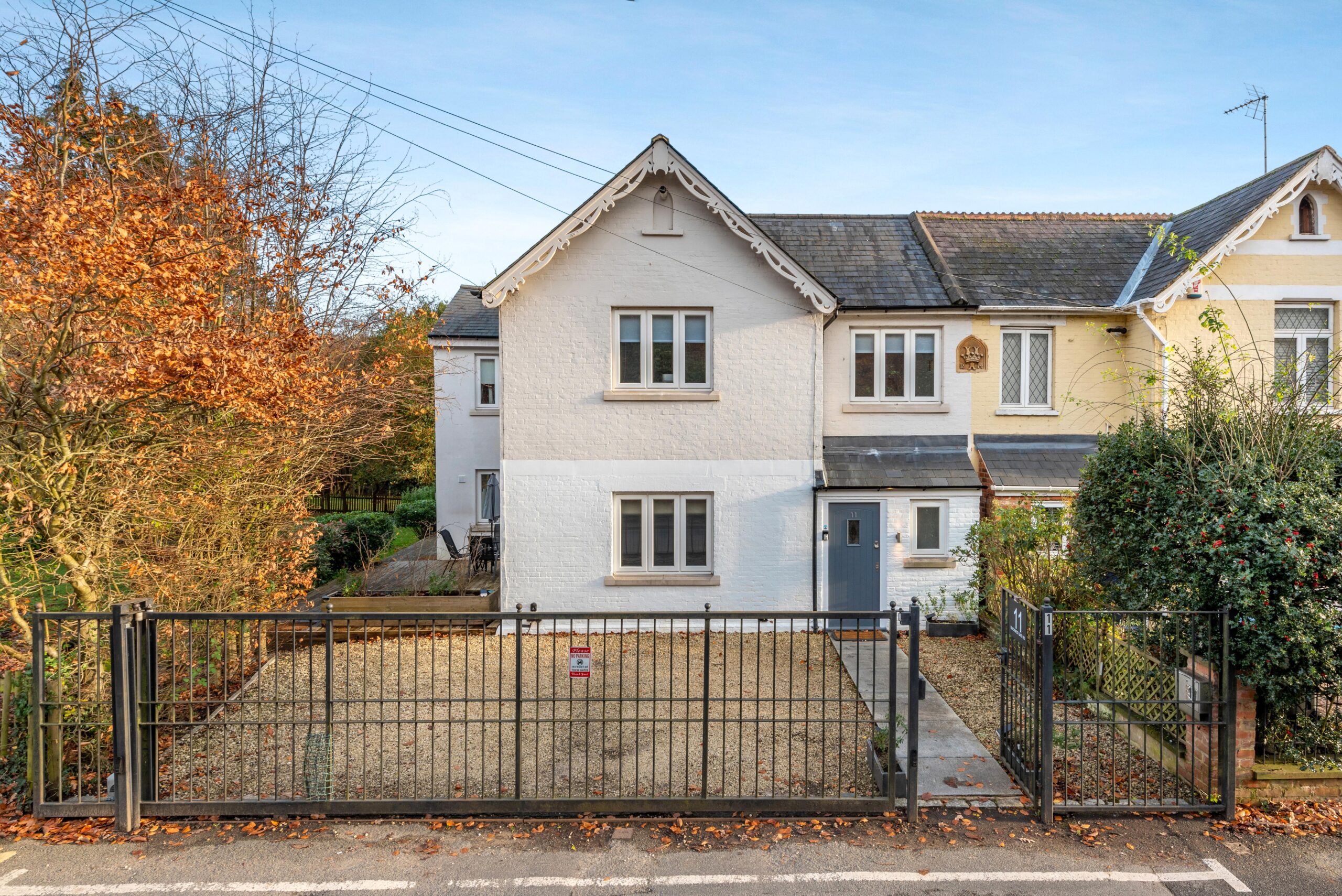 Blacknest Gate Road, Ascot Osborne Heath