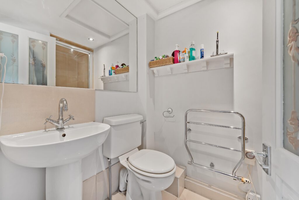 Chavey Down Road, Winkfield Row Osborne Heath