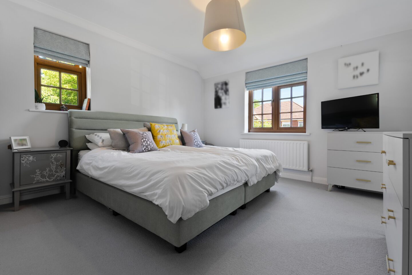 Holmes Close, Sunninghill Osborne Heath