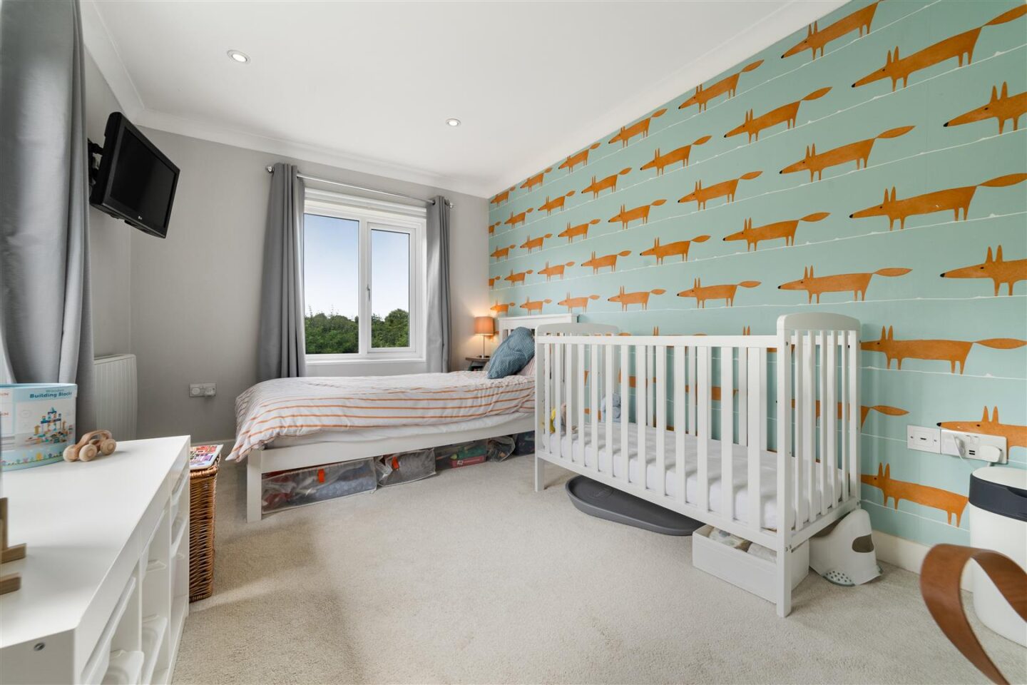 Chiltern Court, Windsor Osborne Heath