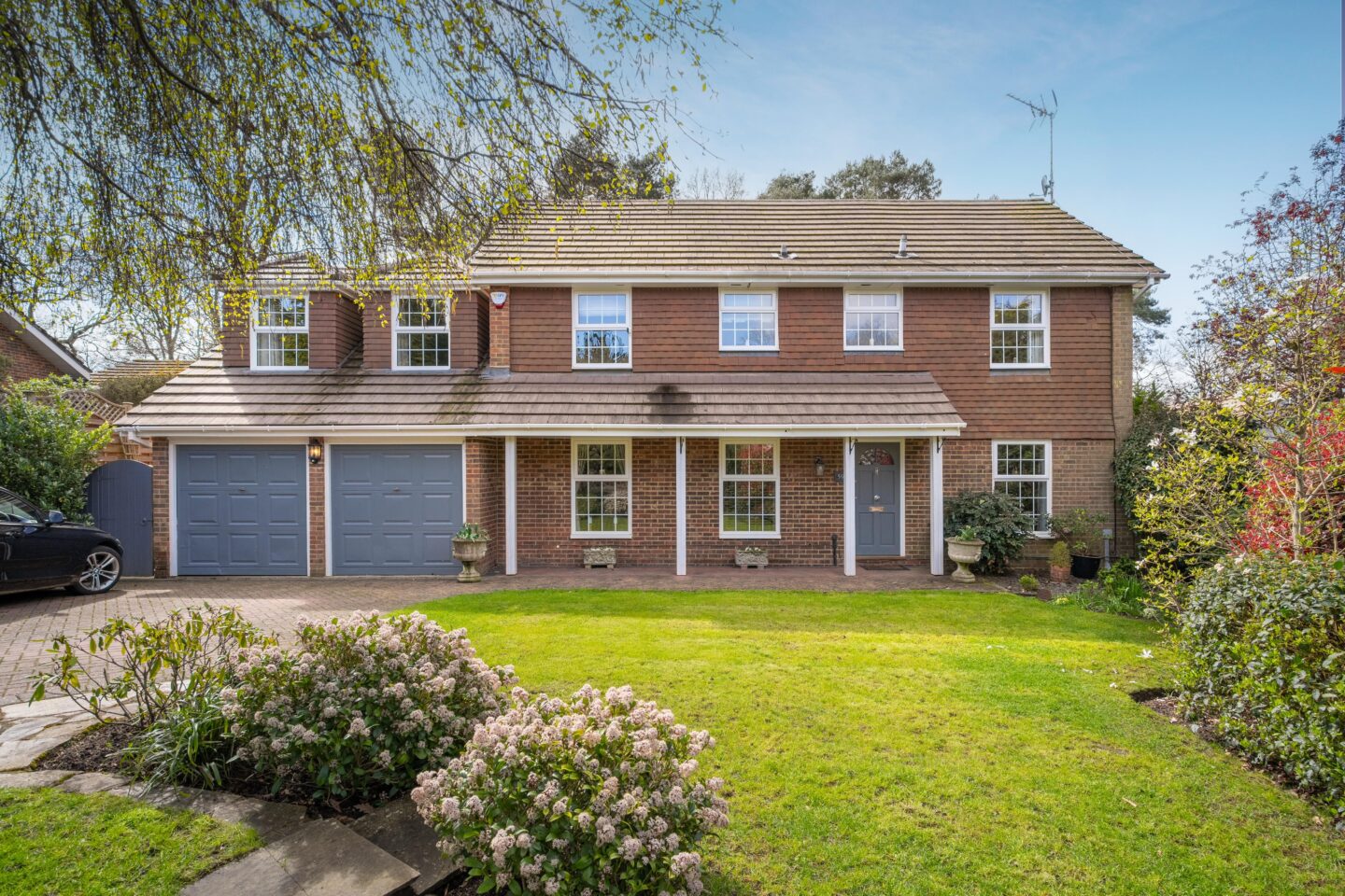 Hurstwood, Ascot