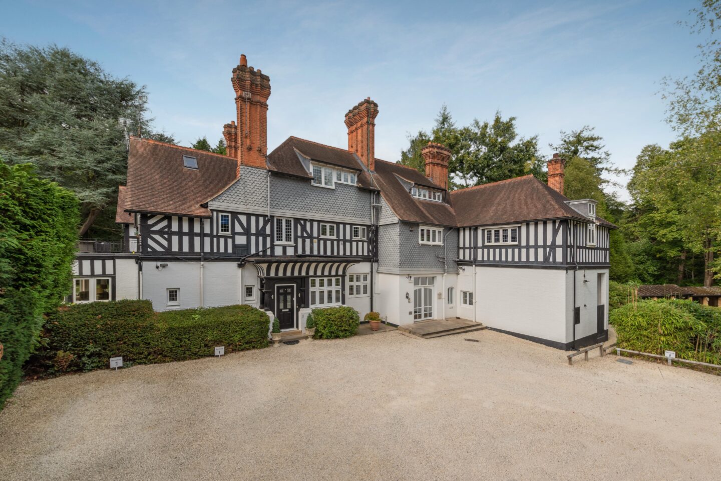 New Place, Sunningdale