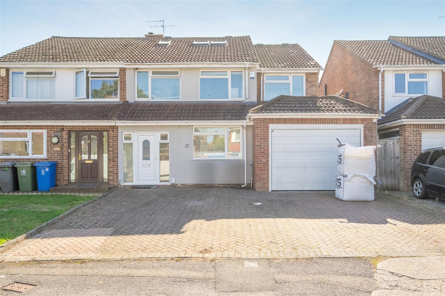 Longmead, Windsor
