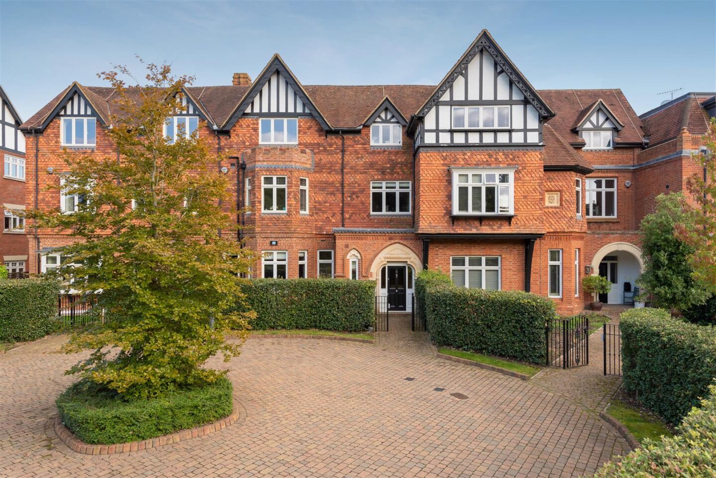 Orchard Lea, Winkfield