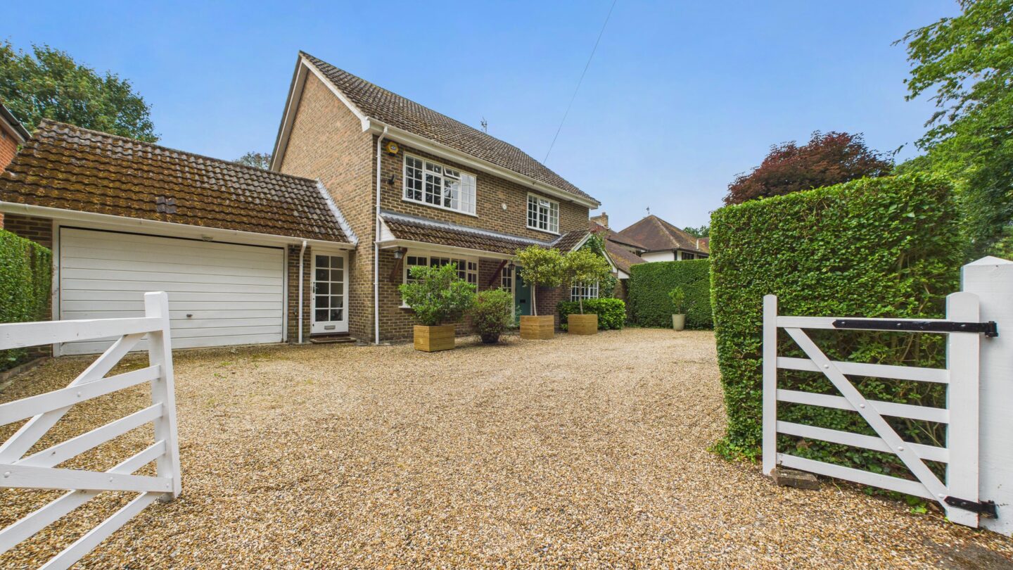 Hatton Hill, Windlesham