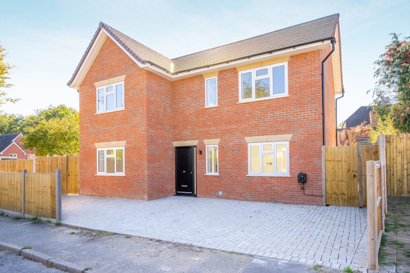 Heathway, Ascot