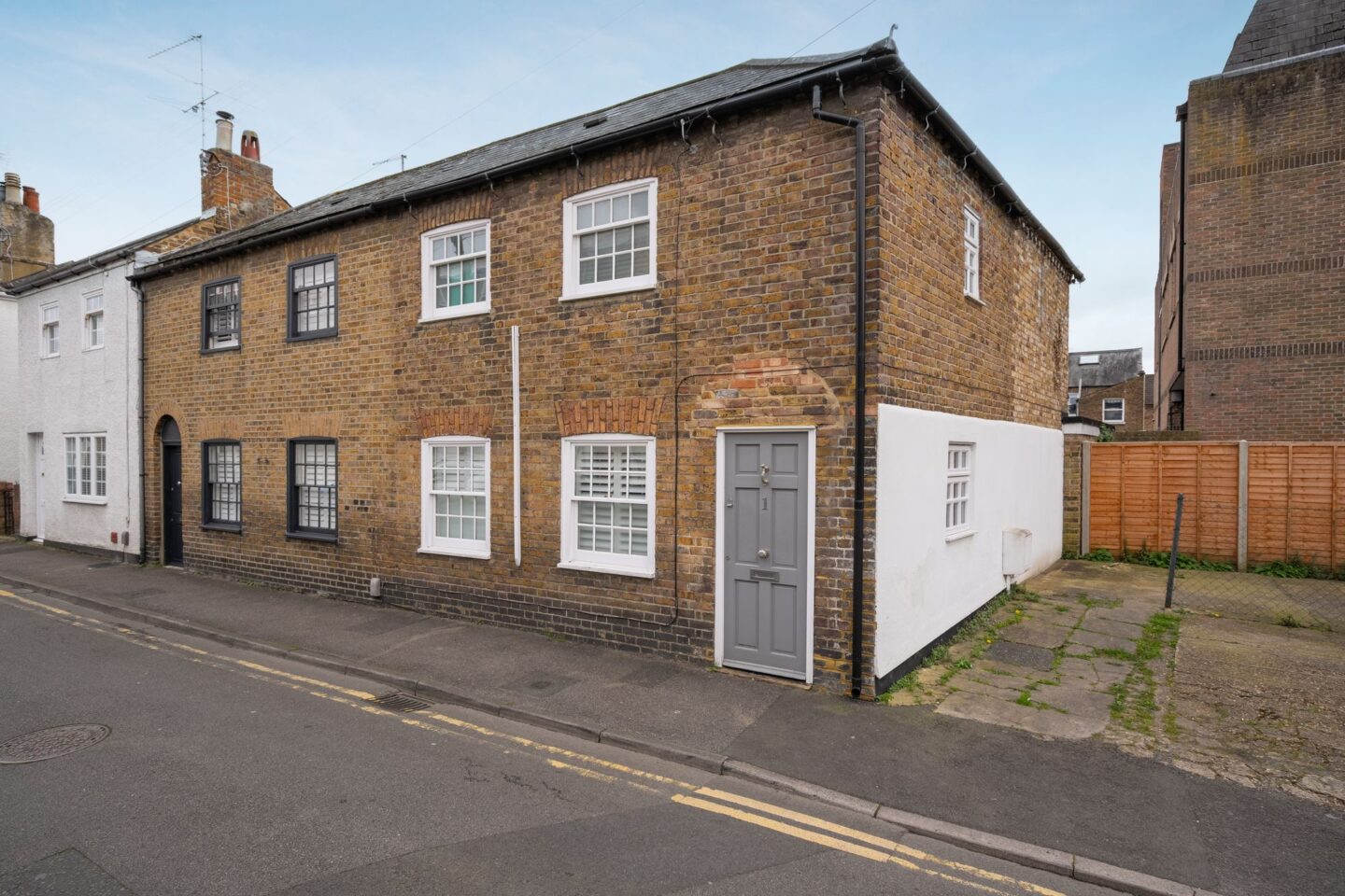 Russell Street, Windsor
