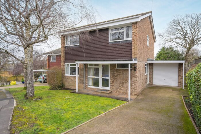 Hemwood Road, Windsor