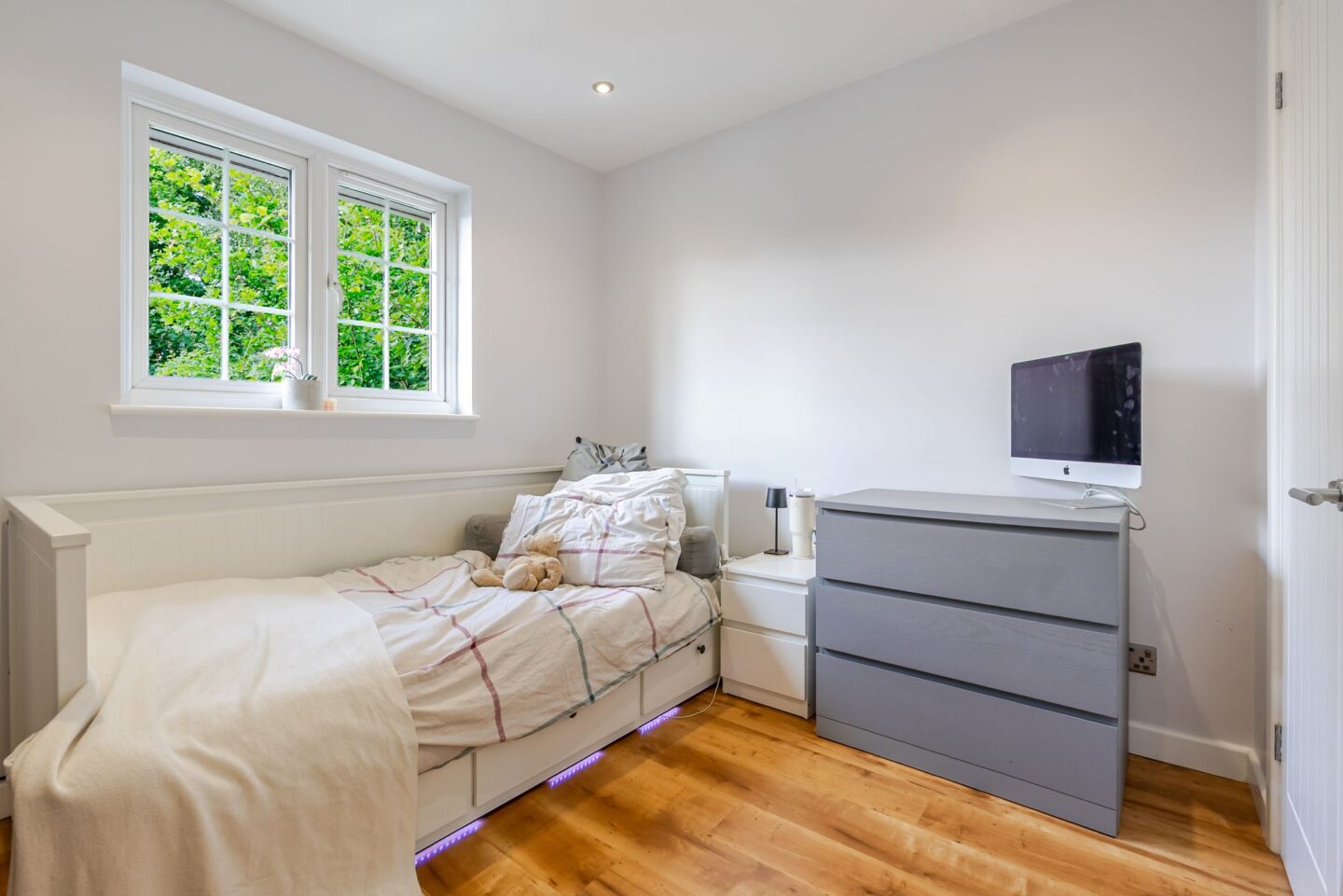 43FrancisGardens-2.jpg