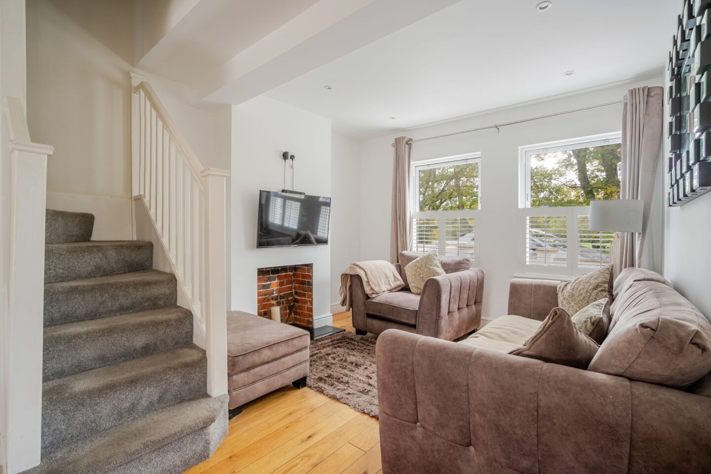 81VictoriaRoad-10.jpg
