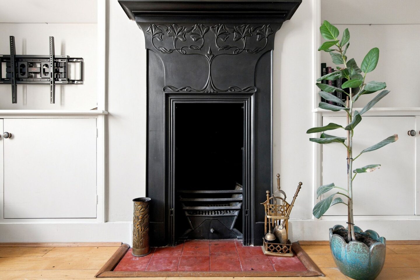 83BourneAvenue-6.jpg