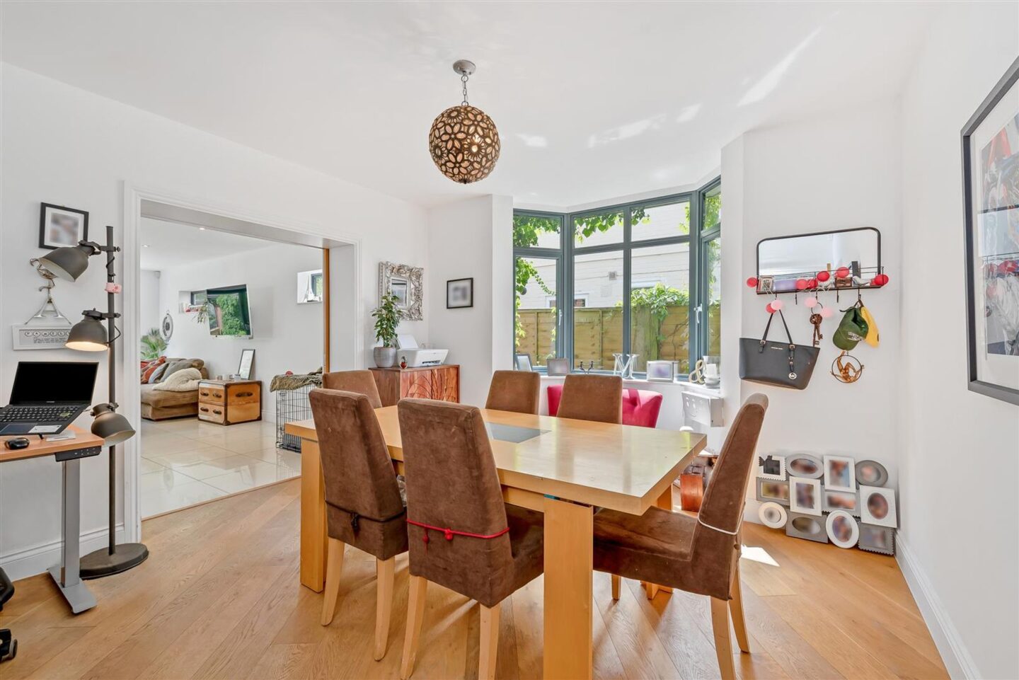 Diningroom.jpg