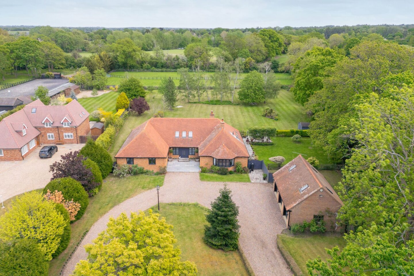 Gibbins Lane, Warfield, RG42