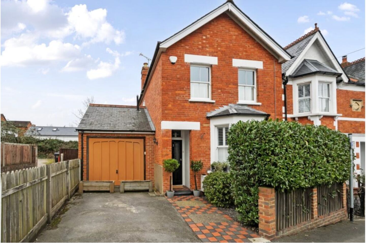 Queens Road, Sunninghill