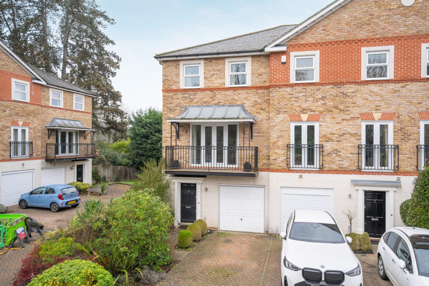 St James Gate, Sunningdale