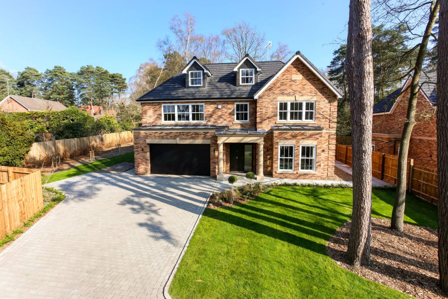 Llanvair Close, Ascot