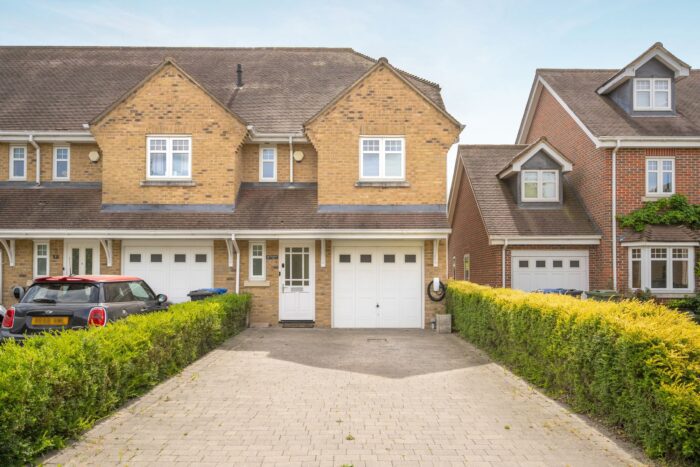 Witchford Gate, Maidenhead