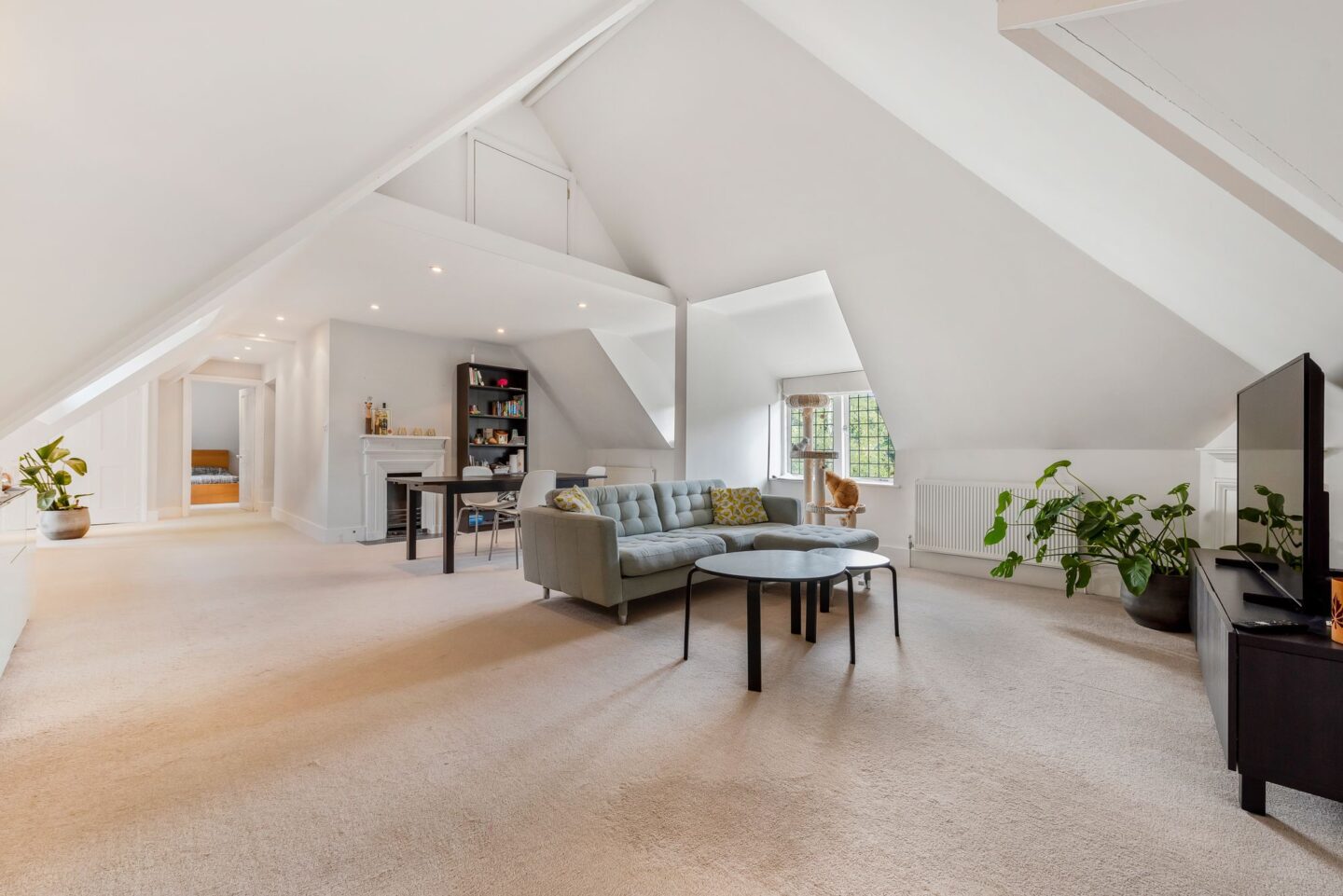 livingroom.jpg