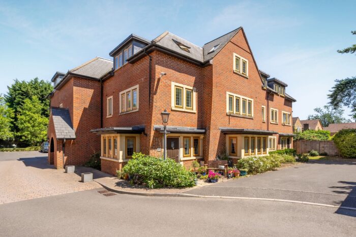 London Road, Ascot, SL5