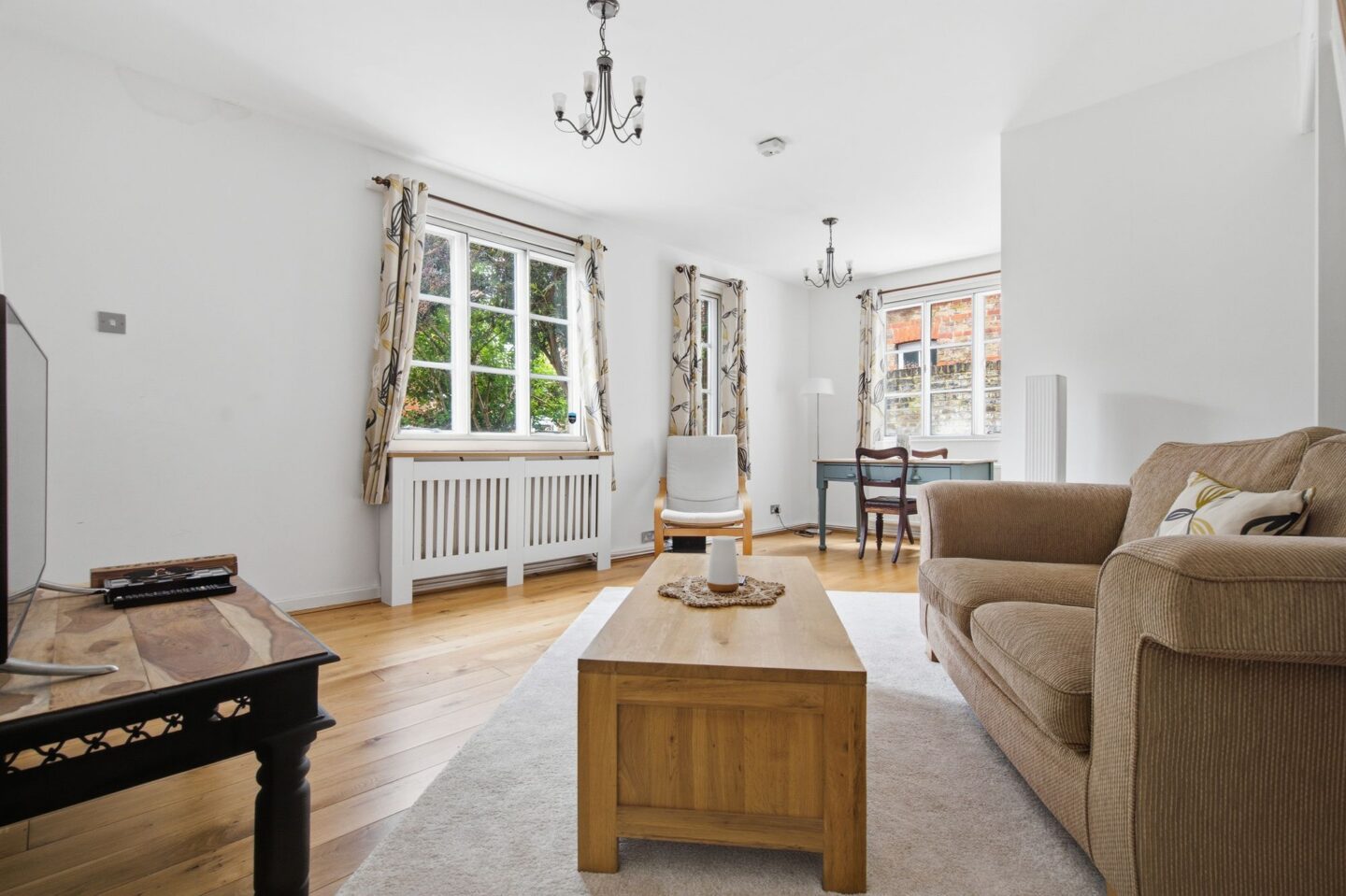 43PrinceConsortCottages-5.jpg