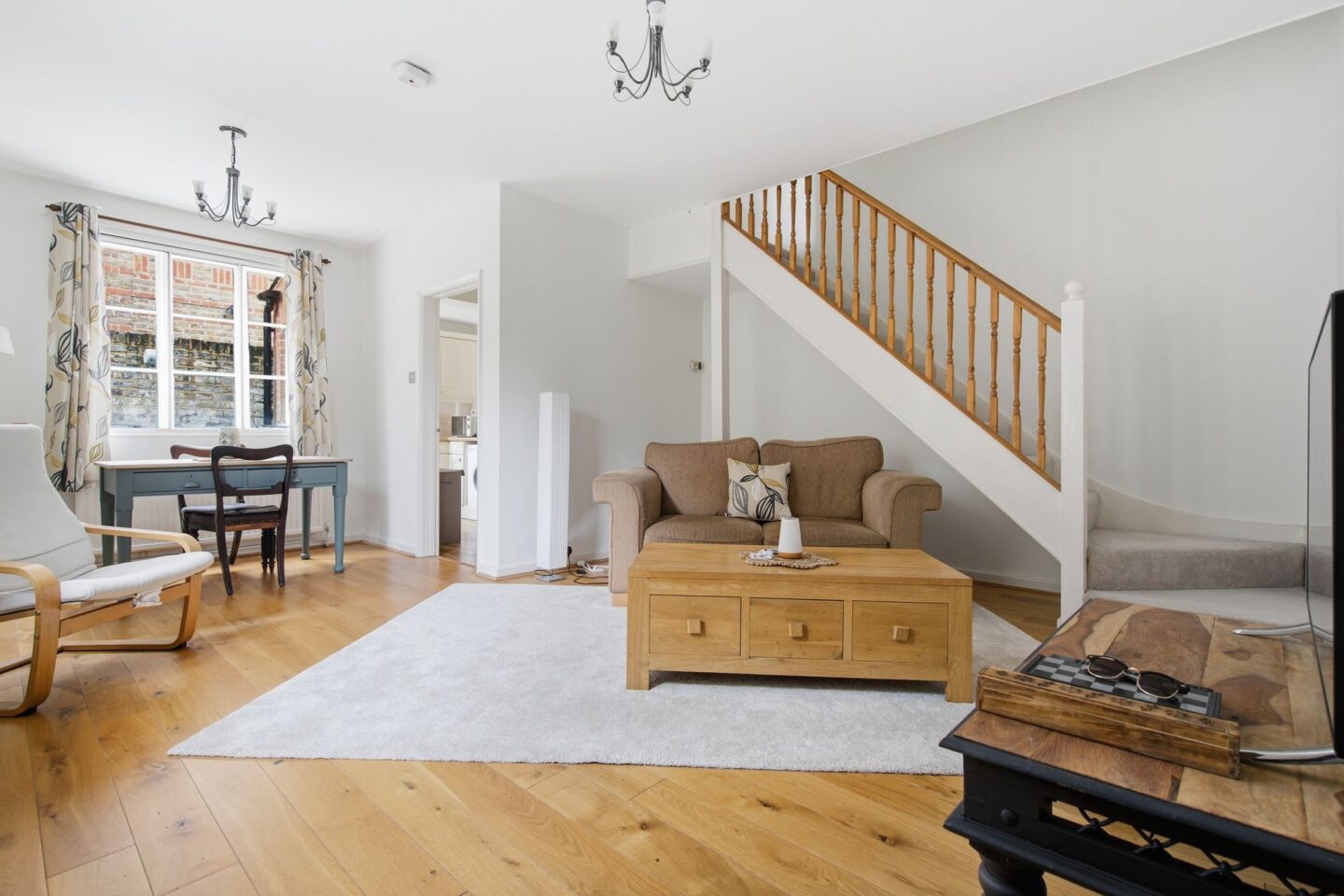43PrinceConsortCottages-6.jpg