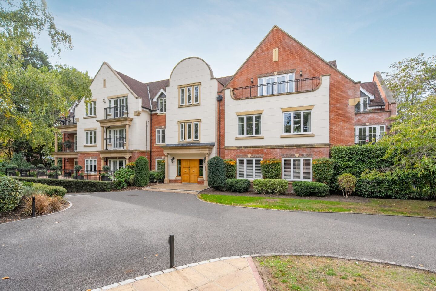 Devenish Road, Sunningdale