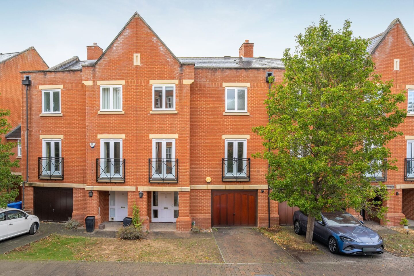 Longbourn, Windsor, SL4