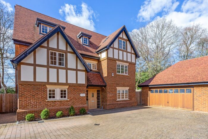 Furlong Drive, Ascot