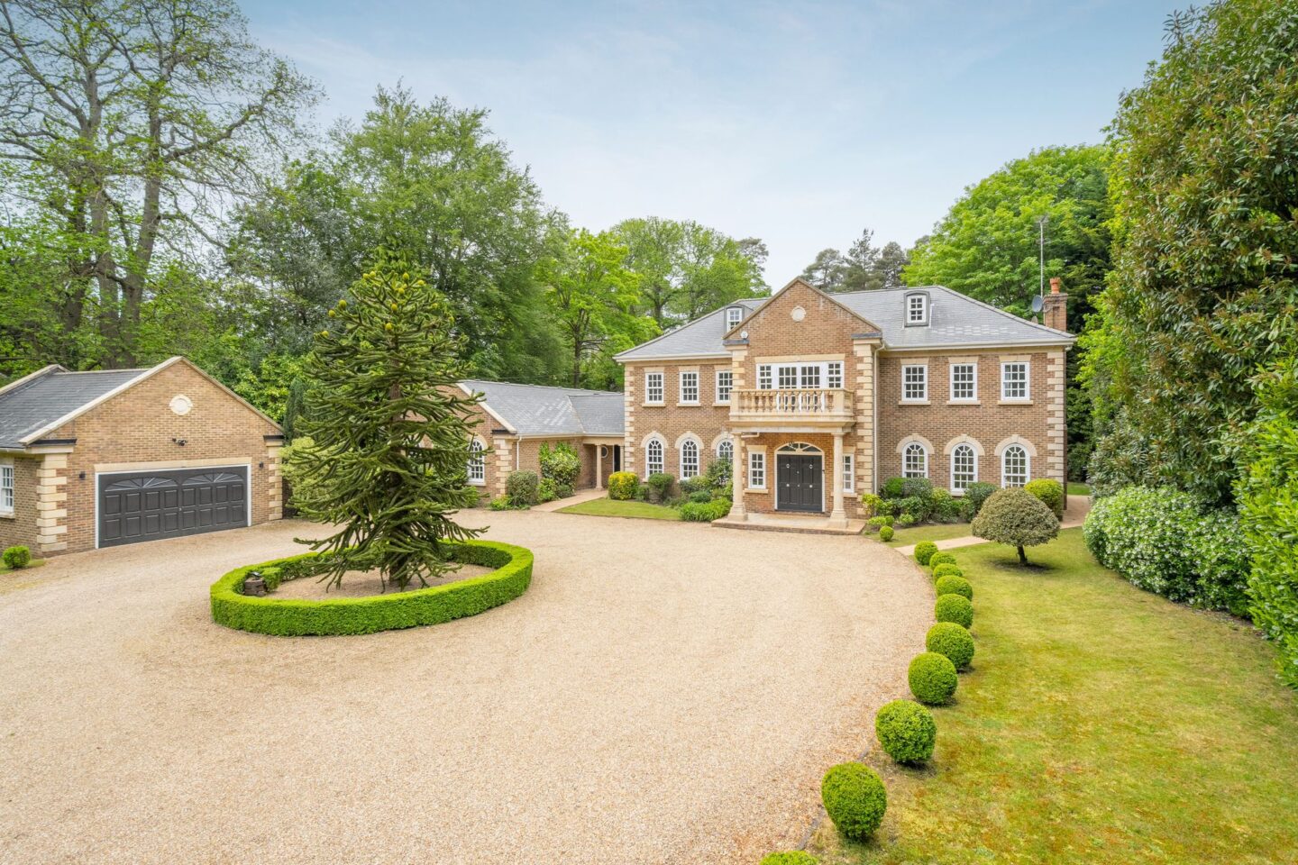 Wellington Avenue, Virginia Water, GU25