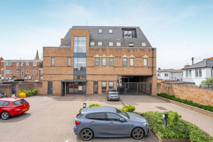 Alexandra Court, Windsor