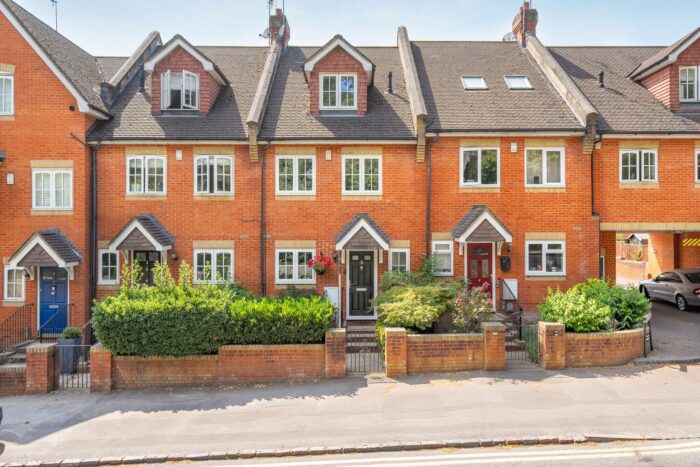 Priory Road, Ascot