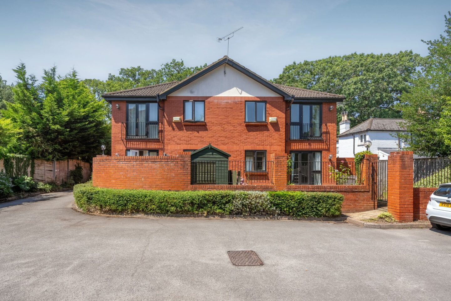 Sunninghill Lodge, Sunninghill