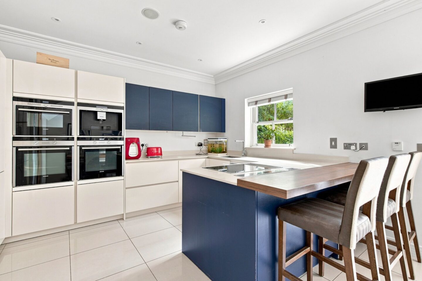13QueensburyGardens-24.jpg