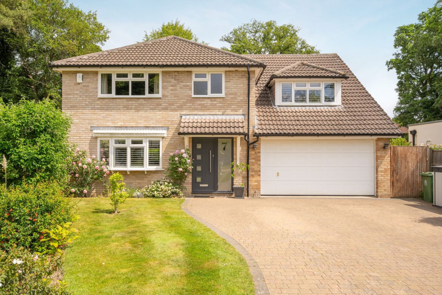Oaklands Drive, Ascot, SL5