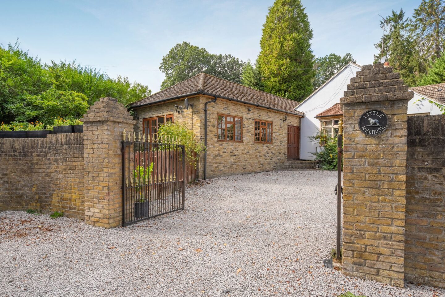 Westwood Road, Windlesham