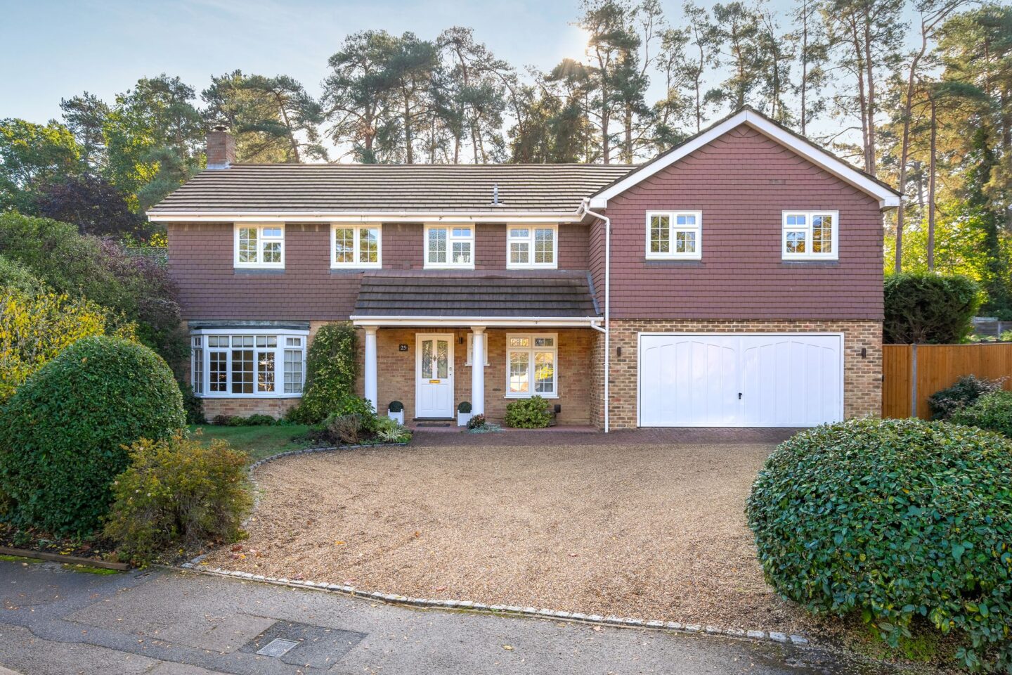 Hurstwood, Ascot